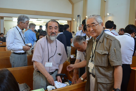 熊本ナザレン教会・中出牧夫牧師とインマヌエルからの献金をお届けした蔦田直毅災害対策委員長